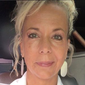 Meet your Posher, Teresa